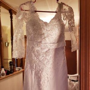 Brand new wedding dress